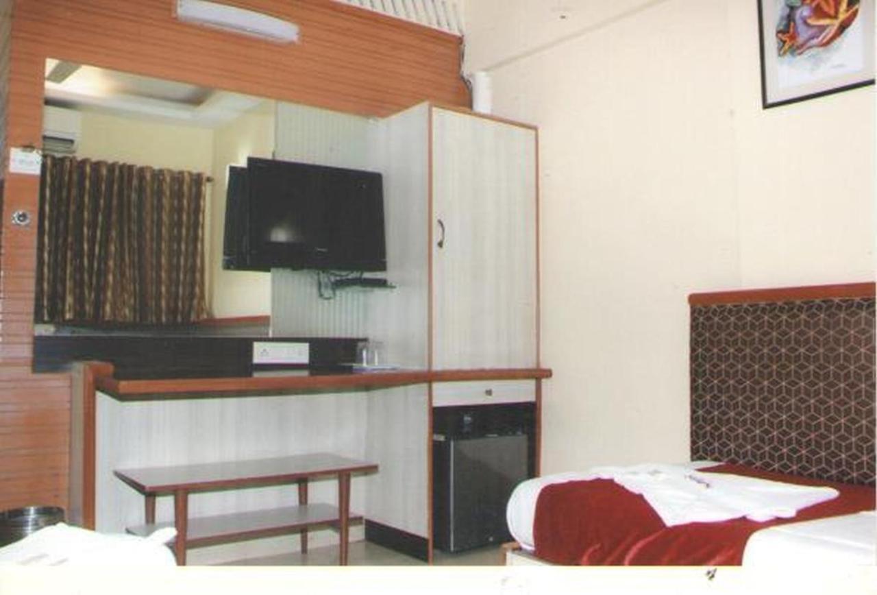 Hotel Siddhartha Mumbai Exterior foto
